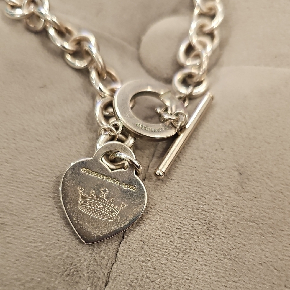 Tiffany & Co. Silver Heart Tag Toggle Necklace - Picture 4 of 7